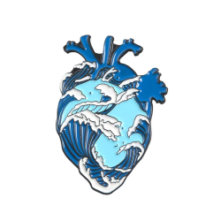 Pin Corazón con olas mar