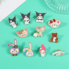 Pin Kuromi Manos en Cintura Broche Metálico Soft Pins Sanrio