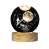 Lámpara Bola De Cristal LED Diseño De Astronauta Subiendo A La Luna Con Base De Madera 8 Cm